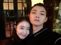 娱乐圈吃瓜壁纸高清全屏,高清全屏揭秘明星幕后故事