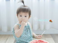 小雨娱乐吃瓜,揭秘娱乐圈最新吃瓜事件，带你领略明星幕后故事