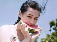 娱乐吃瓜的头像女生,揭秘娱乐圈幕后风云