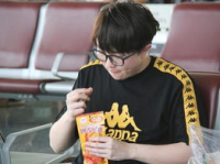 娱乐圈吃瓜毛不易,幕后故事与真实情感